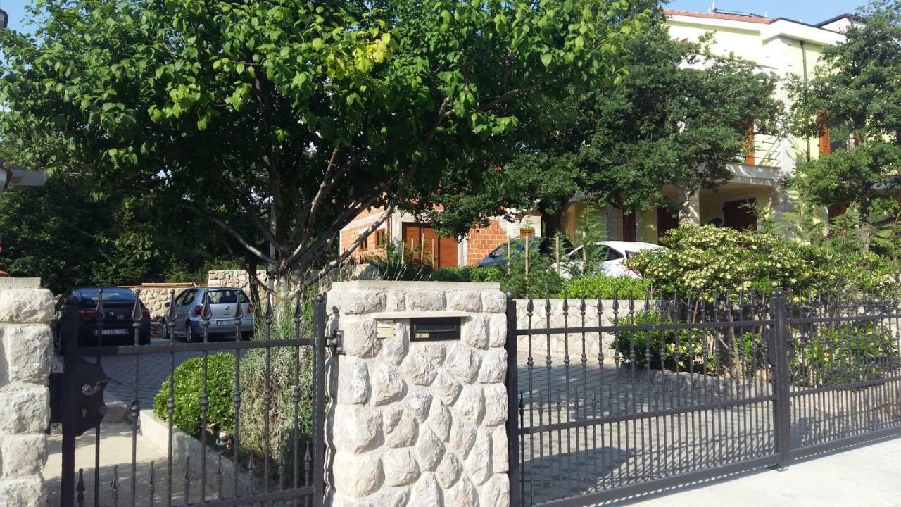 Apartman Ana คราลเยวีจา ภายนอก รูปภาพ
